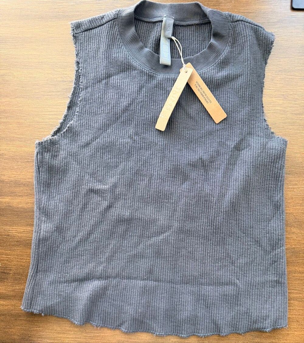 Skims Heavy Waffle Cropped Crewneck Tank Size Medium Ash Gray Sleeveless Top